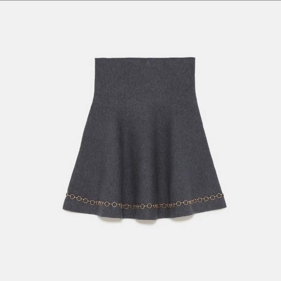 Zara Mini Grey Knit Swing Skirt - size medium - Picture 3 of 5